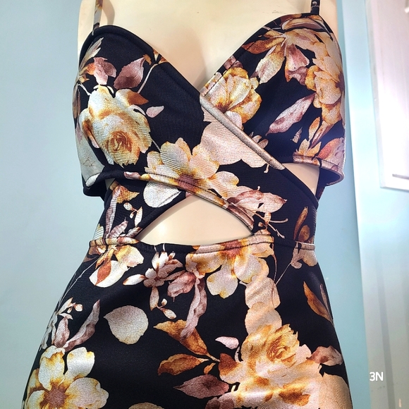 AKIRA Black & Gold Cutout Midi Dress, M - Picture 7 of 10